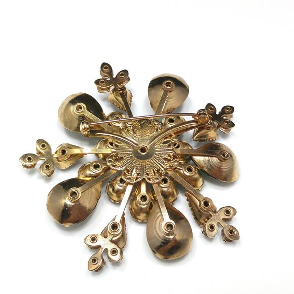 Vintage 1950s Emerald Green Rhinestones Snowflake Brooch - Picture 6 of 10